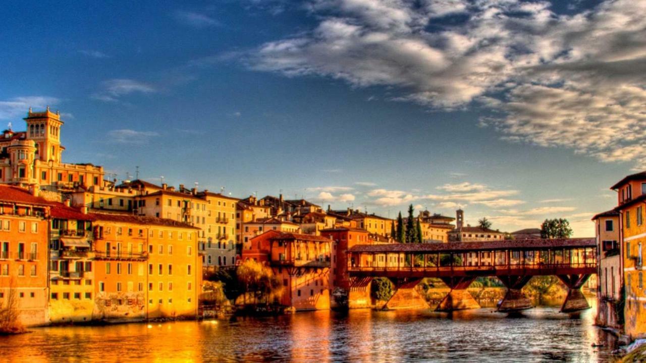 Bassano Up Apartamento Mussolente Exterior foto